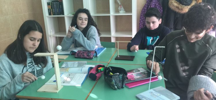 Física manipulativa en tercero de ESO. Física manipulativa en tercero de ESO.