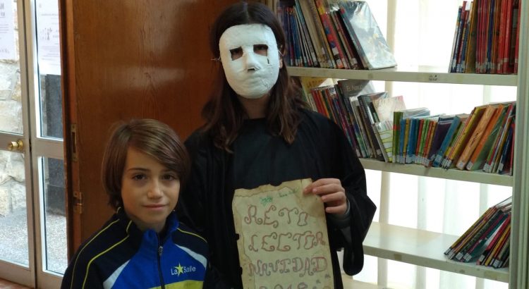 Unos enmascarados asaltan las aulas de Primaria Unos enmascarados asaltan las aulas de Primaria